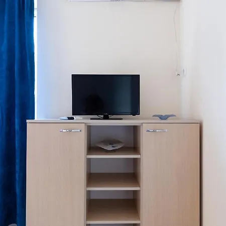 Guest house Adriana 3*