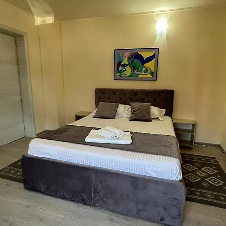 Guest house Adriana 3*